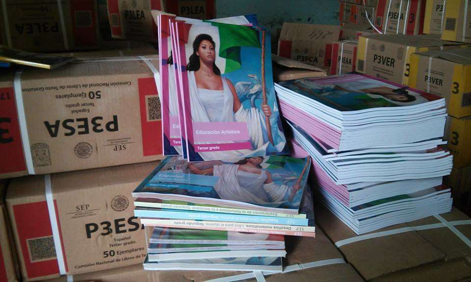 Los representantes federales en Yucatán se escoden ante la falta de libros de texto