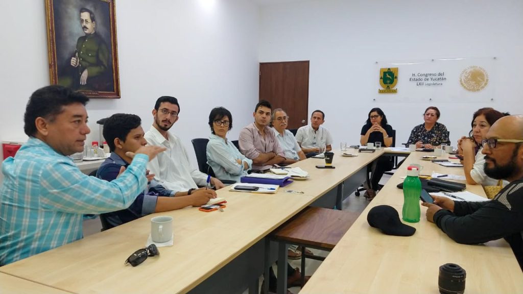 Los ciudadanos buscan participar en la elaboración y enriquecimiento de las leyes