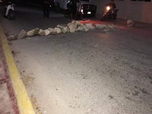 “Huacho” Díaz huye de San Felipe, vecinos hartos de sus engaños lo persiguen y tiene que escapar por mar