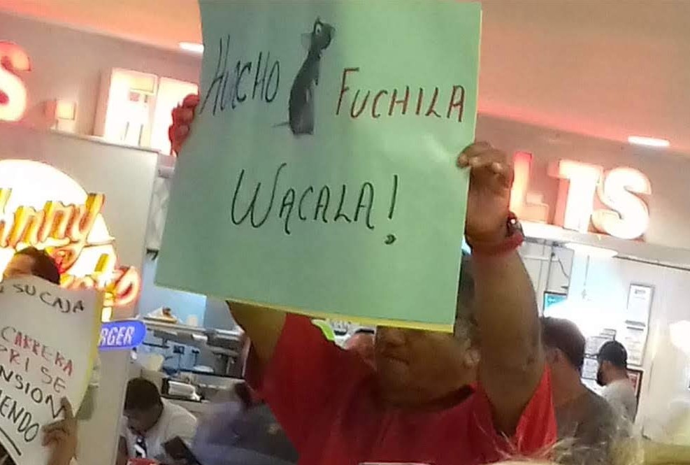 Con 10 mil firmas piden la destitución de “Huacho” Díaz