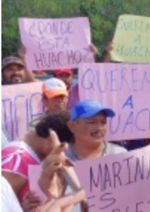 “Huacho” Díaz no puede  con las responsabilidades: familias de Sisal le reclaman su desidia ante la muerte de dos pescadores