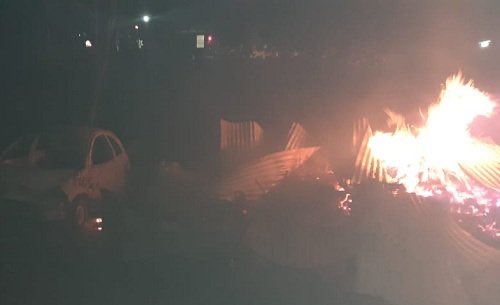 Más de 150 sicarios incendian  un poblado de Chihuahua