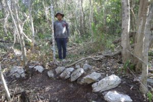 Encuentran antigua aldea maya en Mahahual, Quintana Roo