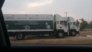Esconde “Huacho” Díaz camiones llenos de despensas que envía la Federación para los yucatecos