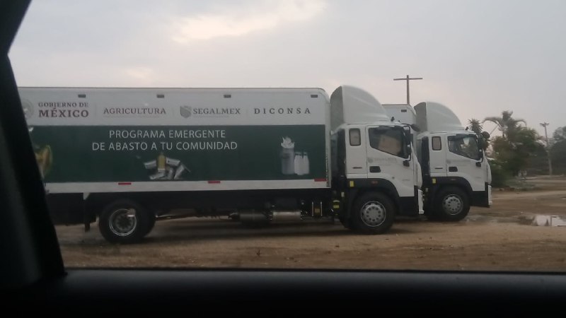 Esconde “Huacho” Díaz camiones llenos de despensas que envía la Federación para los yucatecos