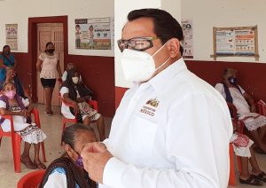 Por negligencia de Huacho Díaz los Servidores de la Nación corren grave riesgo de contagio, pues no les da equipo de seguridad  como el que él sí usa