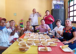 Huacho Díaz organiza fiesta sin tapabocas ni sana distancia poniendo en riesgo a población vulnerable