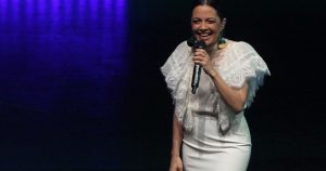 Natalia Lafourcade vence a los grandes favoritos y gana el Latin Grammy al álbum del año
