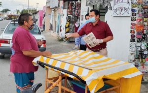 Huacho Díaz viola de nuevo la ley y se hace promoción política y personal con los programas de Bienestar