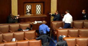 Insólita insurrección en Estados Unidos contra el triunfo de Biden