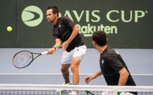 México gana en dobles a Bulgaria en la Copa Davis