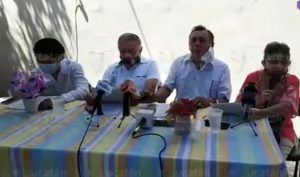 Renuncia masiva de base morenista por incorporación de opositores a AMLO en Morena Yucatán