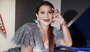 Alejandra Guzmán contagiada de Covid-19