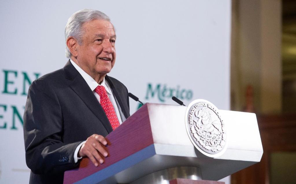 AMLO acusa que el feminismo es un pretexto de los conservadores para ir contra su gobierno