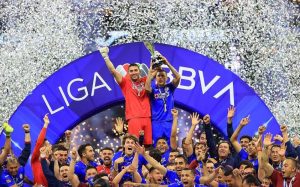 Cruz Azul rompe el maleficio y se corona Campeón del Fútbol Mexicano