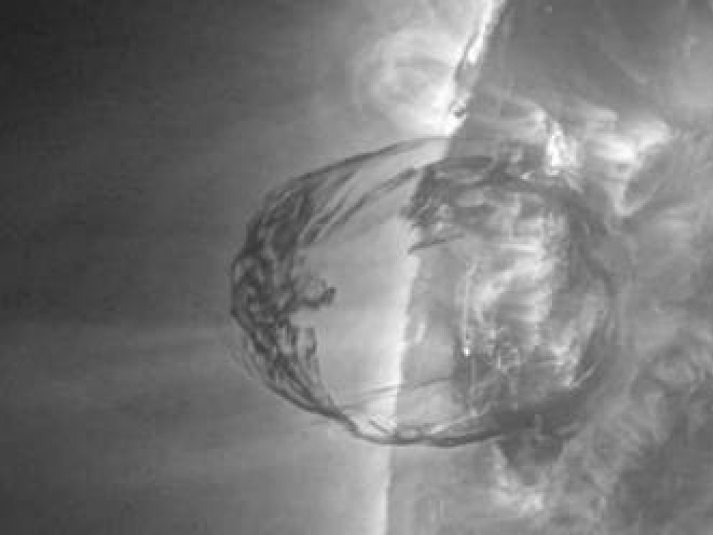 La NASA investiga una enorme explosión nunca antes vista en el Sol