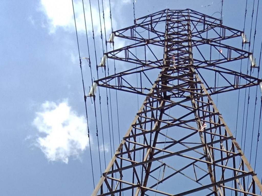 Un tribunal revoca suspensiones contra reforma eléctrica; podrá entrar en vigor
