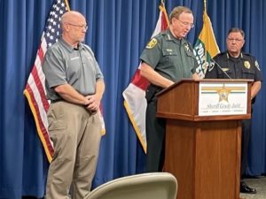 Agentes de Estados Unidos se hacen pasar por niños y atrapan a 17 pederastas por pornografía; 3 trabajan en Disney World