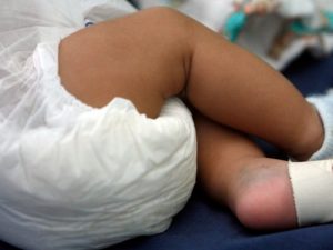 Investigan caso de bebé enviado a la morgue por error en Torreón