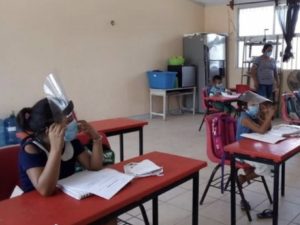 El Gobierno Federal volverá “esenciales” las clases en aula para volver a la escuela aún en  Semáforo Rojo