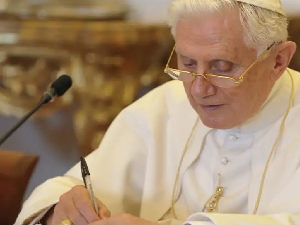 Benedicto XVI expresa su deseo de ir “pronto al cielo” y reencontrarse con sus amigos