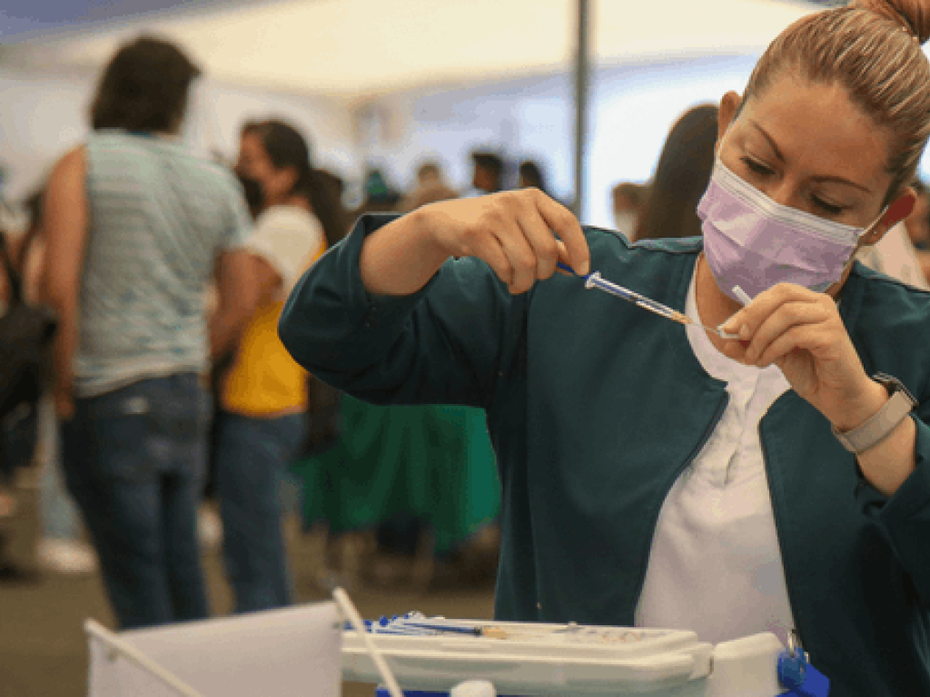 Puebla exigirá certificado de vacuna anticovid para acceder a lugares públicos