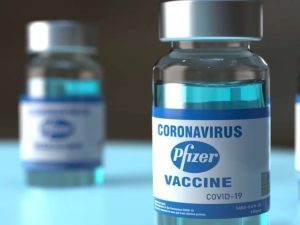 La variante ómicron podría requerir una cuarta dosis: Pfizer
