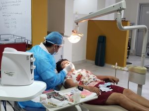 La Beneficencia Pública entrega prótesis dentales a población de escasos recursos