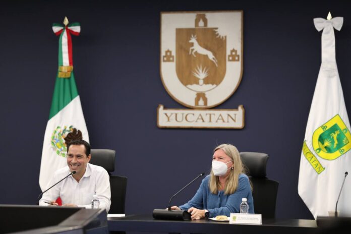 Reunión con empresarios afiliados a la Coparmex de Mérida para seguirán colaborando y mantener el clima de paz