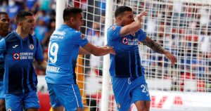 El Cruz Azul golea 4-1 al Toluca de visita