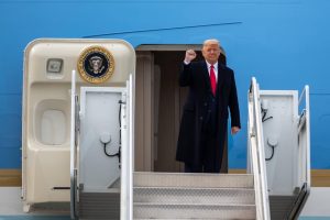 Trump quiso atacar laboratorios del narco en México, dice ex secretario de Defensa