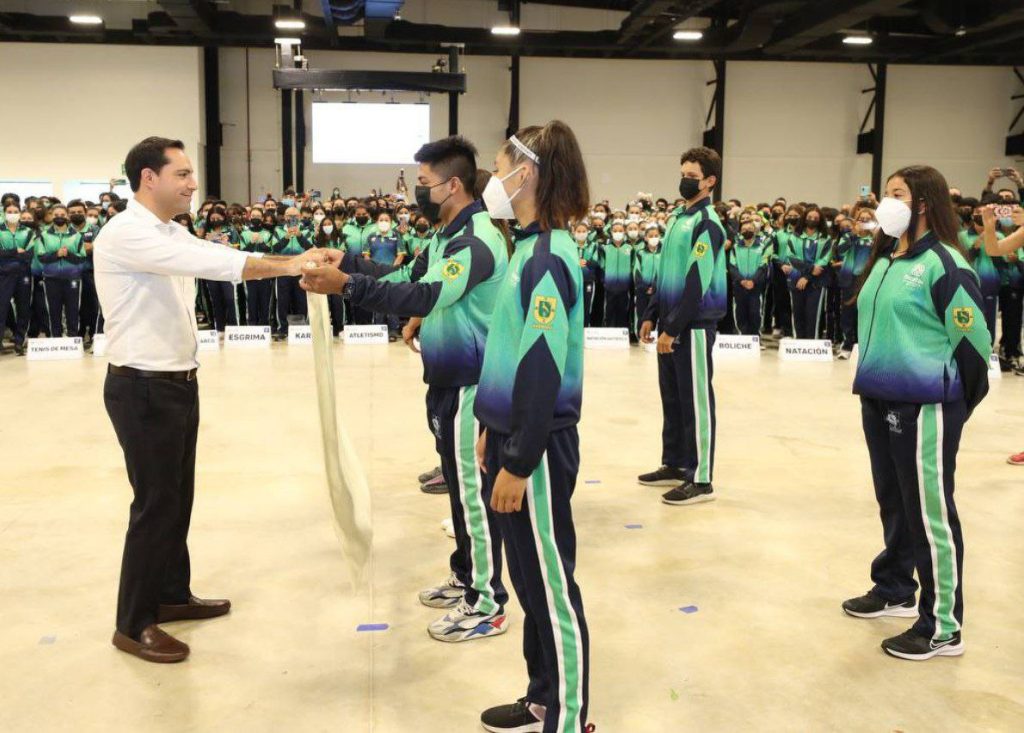 Anuncia el Gobernador Mauricio Vila Dosal inversión de 35 millones de pesos para rehabilitar y remodelar el Centro de Alto Rendimiento Deportivo y el techo del Centro Acuático de la Unidad Deportiva Kukulcán