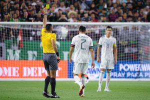 Uruguay golea a México en partido amistoso