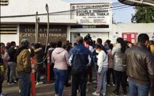 Alumnos de sexto de primaria violan a niño de primero en el Edomex