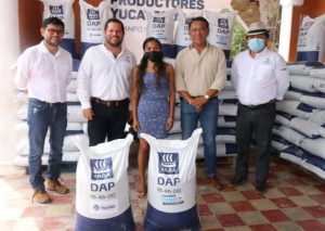 Productores agrícolas del estado continúan recibiendo fertilizantes para ampliar sus cultivos