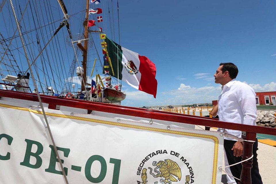 El Buque Escuela Velero “Cuauhtémoc” atraca en Progreso