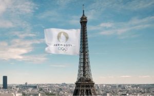 Recibirá la Torre Eiffel sólo una manita de gato para los Juegos Olímpicos París