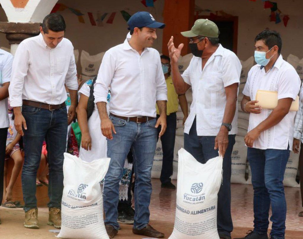 El Gobernador Mauricio Vila Dosal continúa mejorando la alimentación y economía de familias del sur de Yucatán