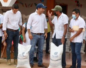El Gobernador Mauricio Vila Dosal continúa mejorando la alimentación y economía de familias del sur de Yucatán