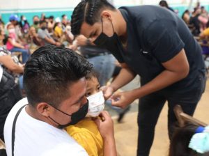 Comienza en Mérida aplicación de la segunda dosis de la vacuna contra el Coronavirus a adolescentes de 12 a 14 años y la tercera dosis para jóvenes de 15 a 17 años