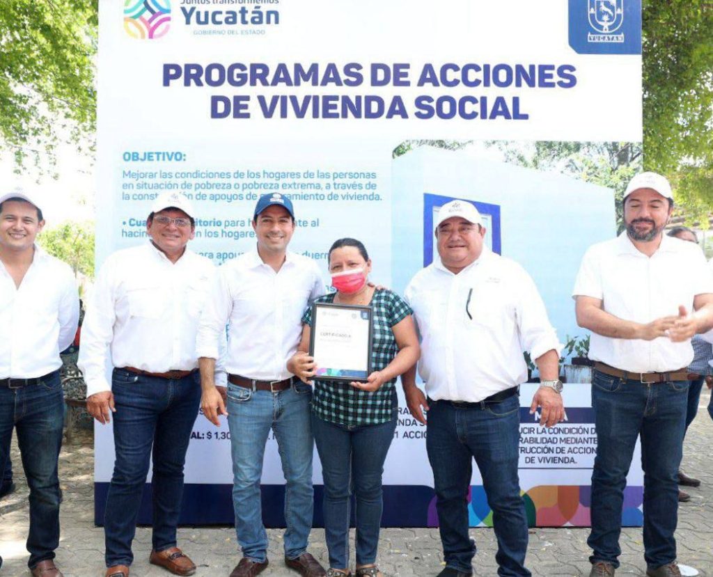 Anuncia el Gobernador Mauricio Vila Dosal proyectos de infraestructura vial, turística y educativa para transformar la vida de la gente de Celestún