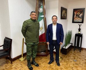 Vila Dosal revisa en la capital del país proyectos para Yucatán