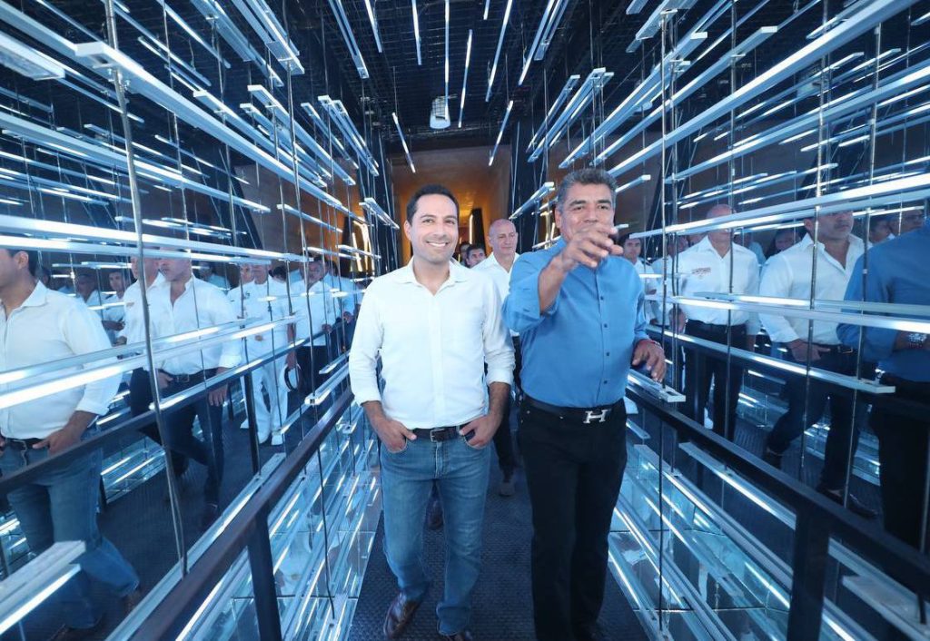 Inaugura Vila el Museo del Meteorito
