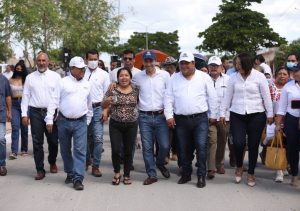 El Gobernador Mauricio Vila Dosal entregó trabajos de construcción y repavimentación de calles en Kanasín   