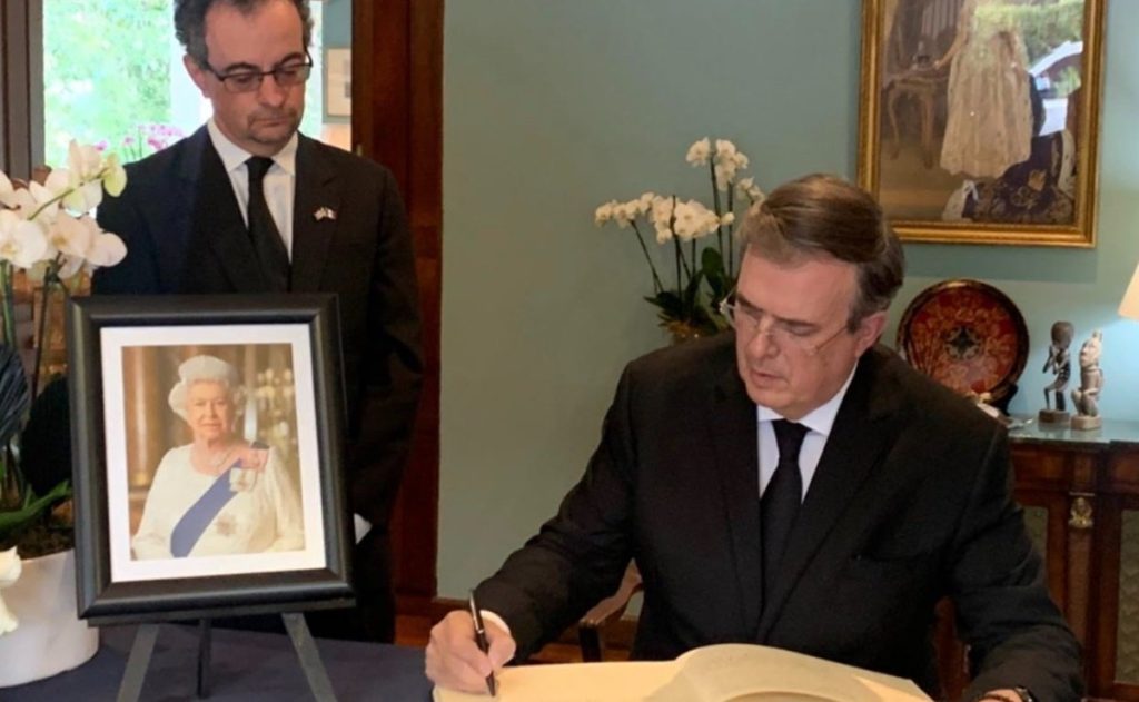 Marcelo Ebrard será el representante del gobierno mexicano en los funerales de la reina Isabel II
