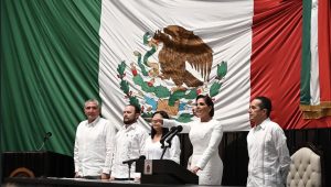 Mara Lezama toma protesta como la primer mujer gobernadora de Quintana Roo