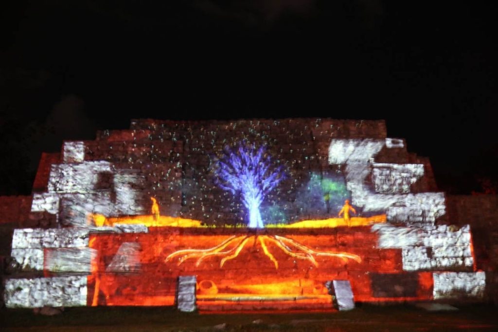 Inauguran el videomapping “Pasos de luz” en la zona arqueológica Dzibilchaltún