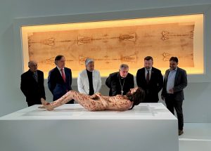 Exhiben en España  el cuerpo hiperrealista de Cristo basado en la Sábana Santa  