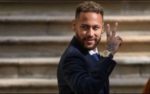 Retiran los cargos contra Neymar y acusados por el fichaje al Barcelona  