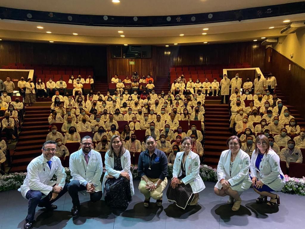 Reconoce el IMSS Yucatán la importante labor y compromiso de las y los médicos 